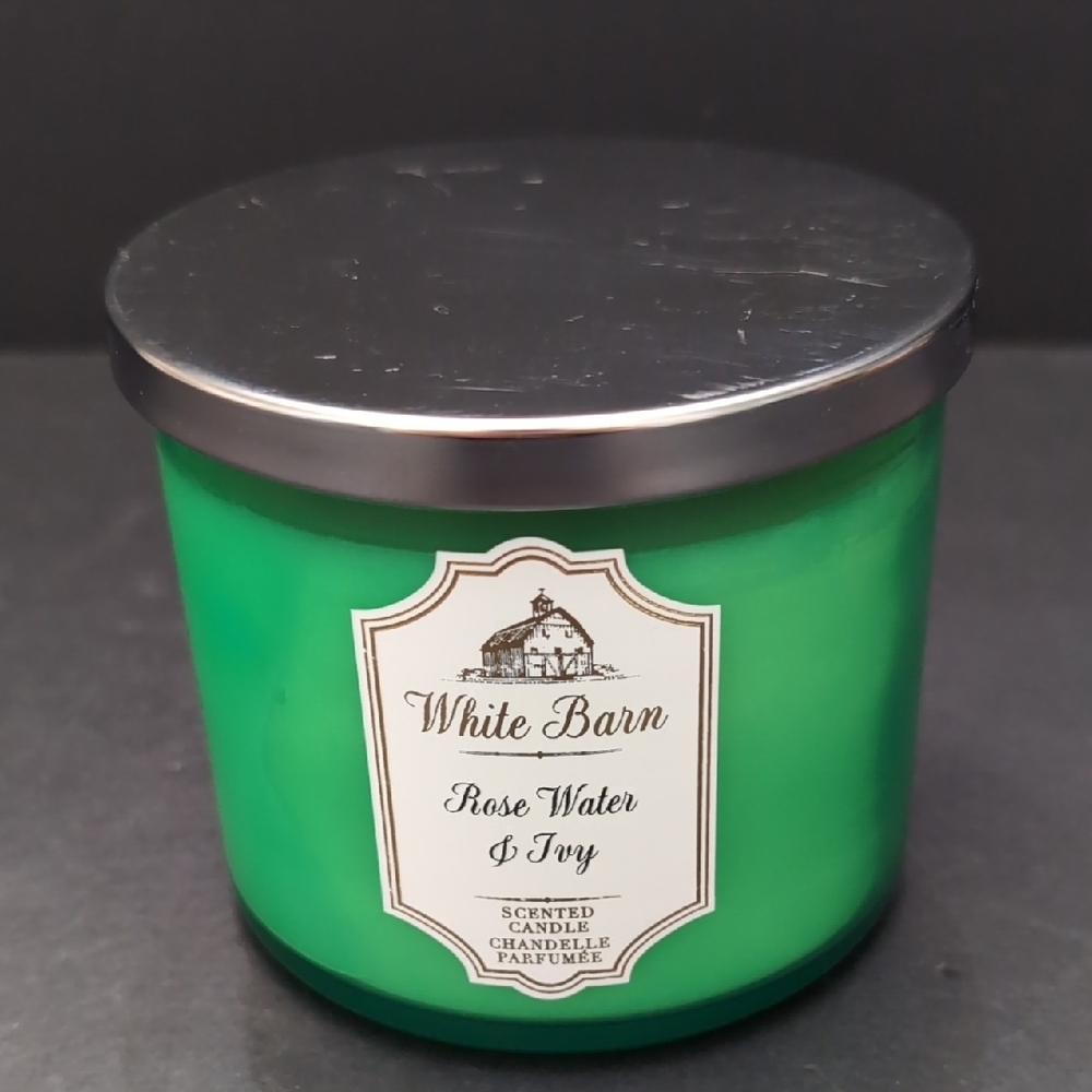 NWOT,Bath & Body Works White Barn Rose Water & Ivy 3 Wick Candle